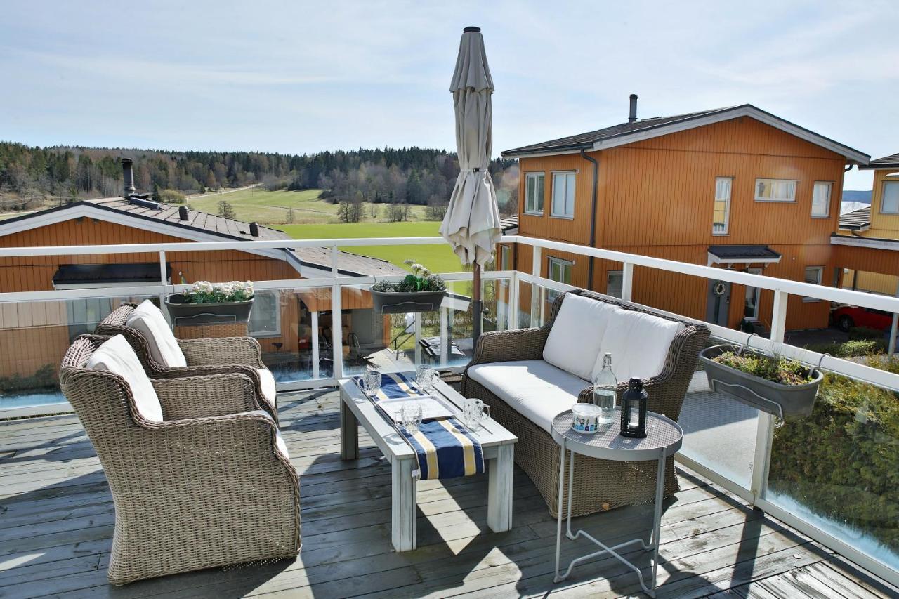 Nordic Lights Villa Sigtuna Exterior photo